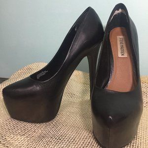 Steve Madden Delerius Platforms Pumps Size 7.5